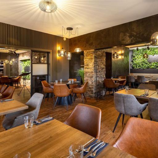 Garden Restaurant & Pension Pardubice Exterior foto